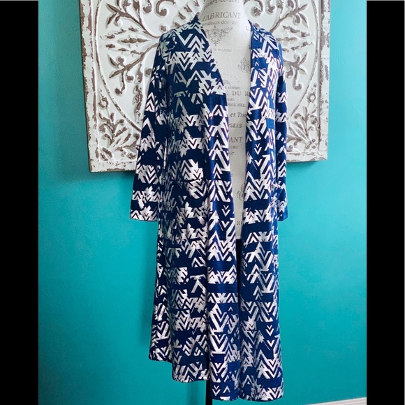 New LuLaRoe Long Knit Cardigan - Picture 1 of 5